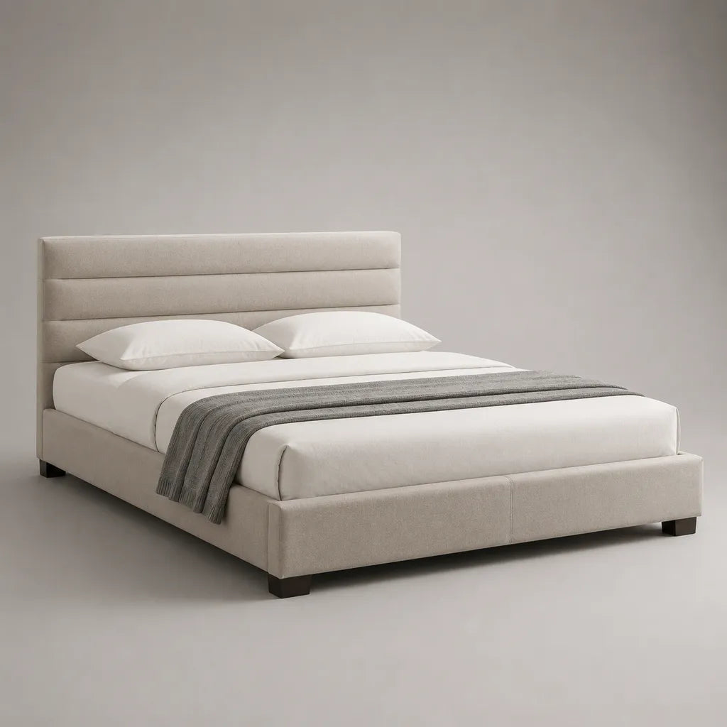 Lit double rembourré 160 x 200 cm en polyester beige et bois, dimensions 218 x 174 x 112 cm, tête de lit à panneaux horizontaux
